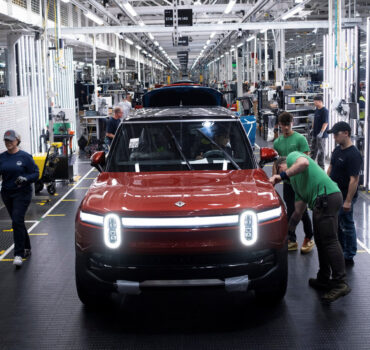 Volkswagen y Rivian: Una Alianza de 5 Mil Millones de Dólares