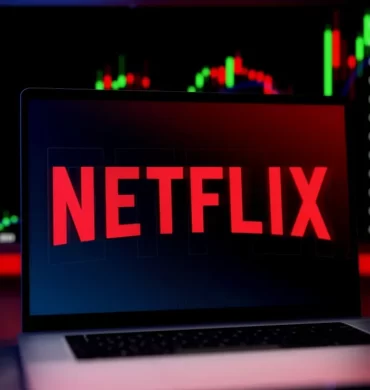 Netflix Consolida su Posición: Crecimiento Sostenido en Suscripciones y Publicidad